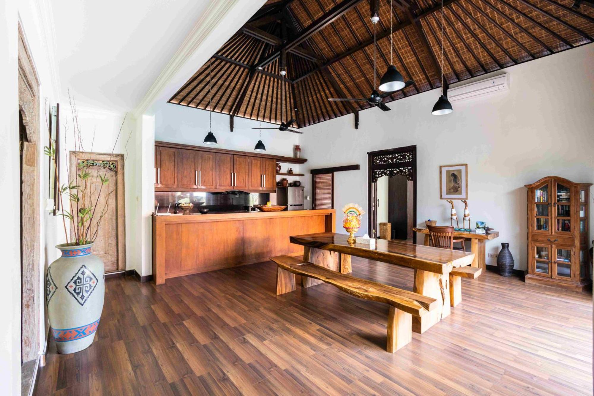Villa Nesanur - Comfortable & Spacious Beachside Sanur Dış mekan fotoğraf