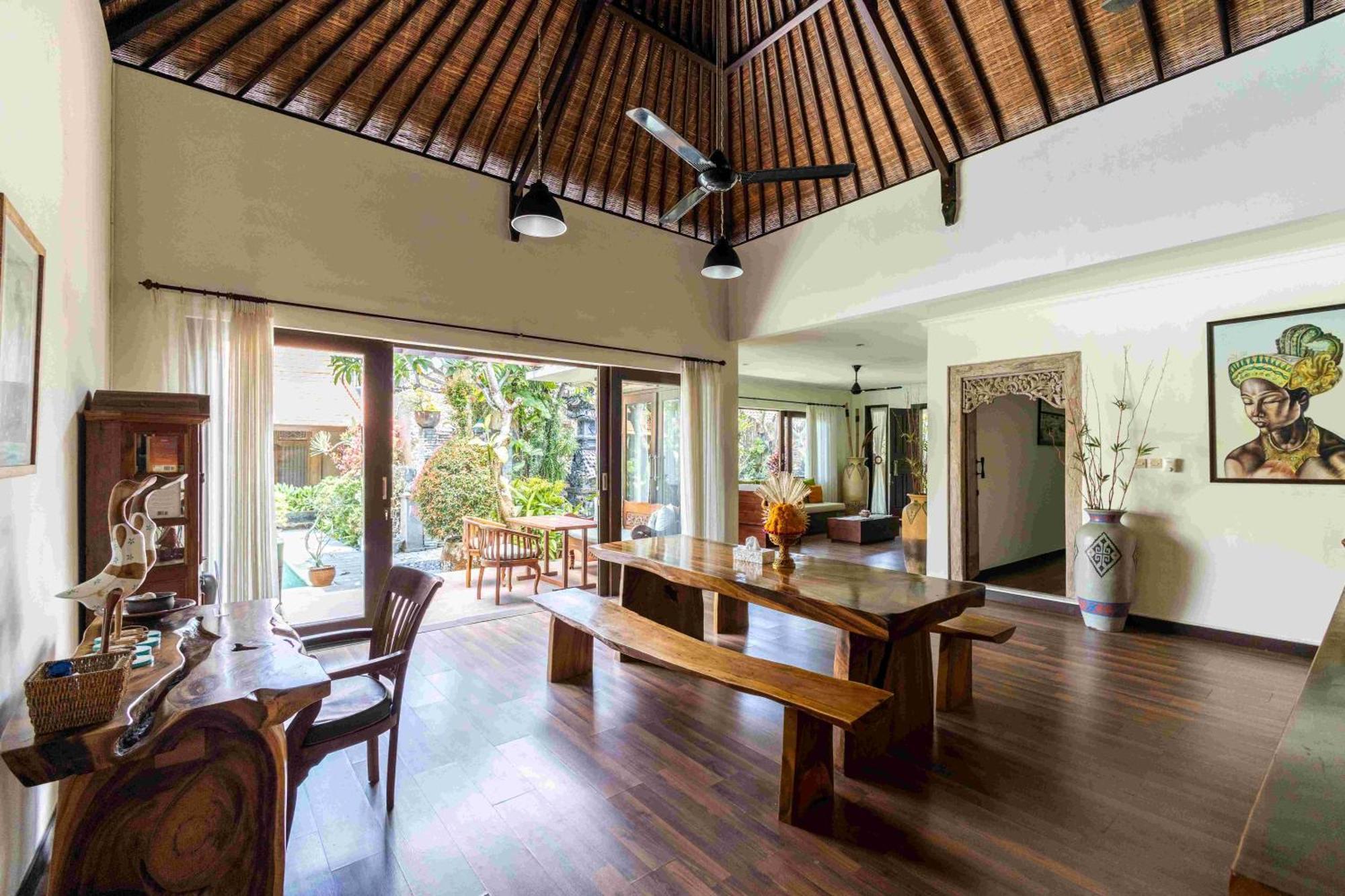 Villa Nesanur - Comfortable & Spacious Beachside Sanur Dış mekan fotoğraf